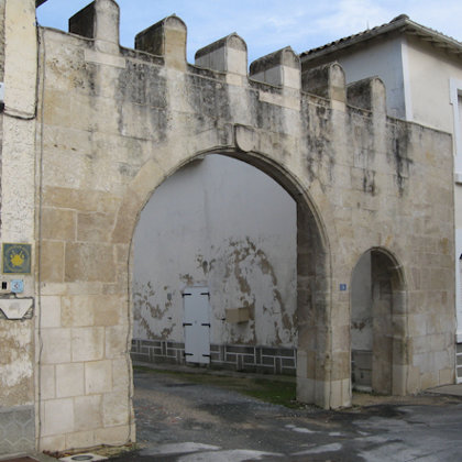 Porte St Jacques- Brioux