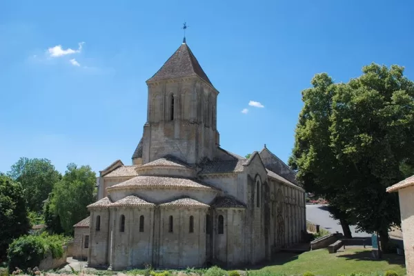 Triade melloise - Eglise St Hilaire